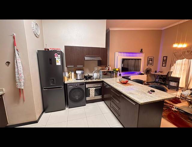 2 BEDROOM COMPLEX FOR SALE IN SOLHEIM